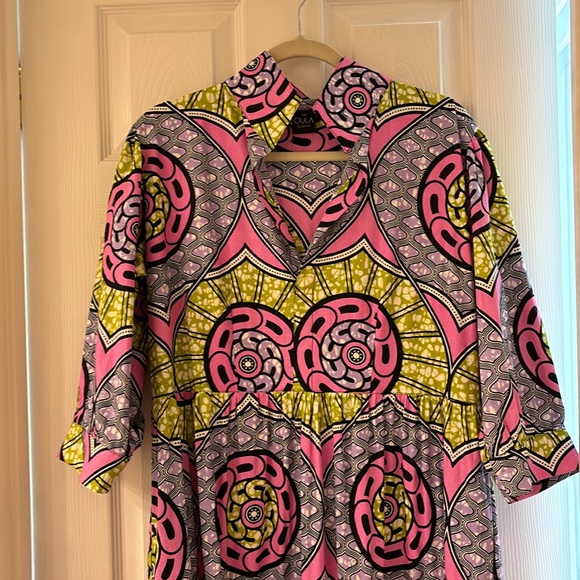 The Oula Company Tiered Midi Dress Pink Green Print - Picture 2 of 6